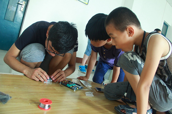 Ї(gu)ʯʹW(xu)A|(mng)֮̈F(tun)ɽ|ʡSu(jng)(j)_(ki)l(f)^(q)ᘌ(du)(li)(w)ˆTŮ؃ͯ_(ki)չ(dng)H_(ki)O(sh)Z(y)(sh)n̽̌W(xu)߀_(ki)չҕľW(xu)ħg(sh)ħL(hu)dȤ(li)n̡ (3)