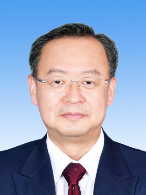 陳建文，男，漢族，1965年9月生，研究生學歷，中共黨員，現任人民日報社總編輯。